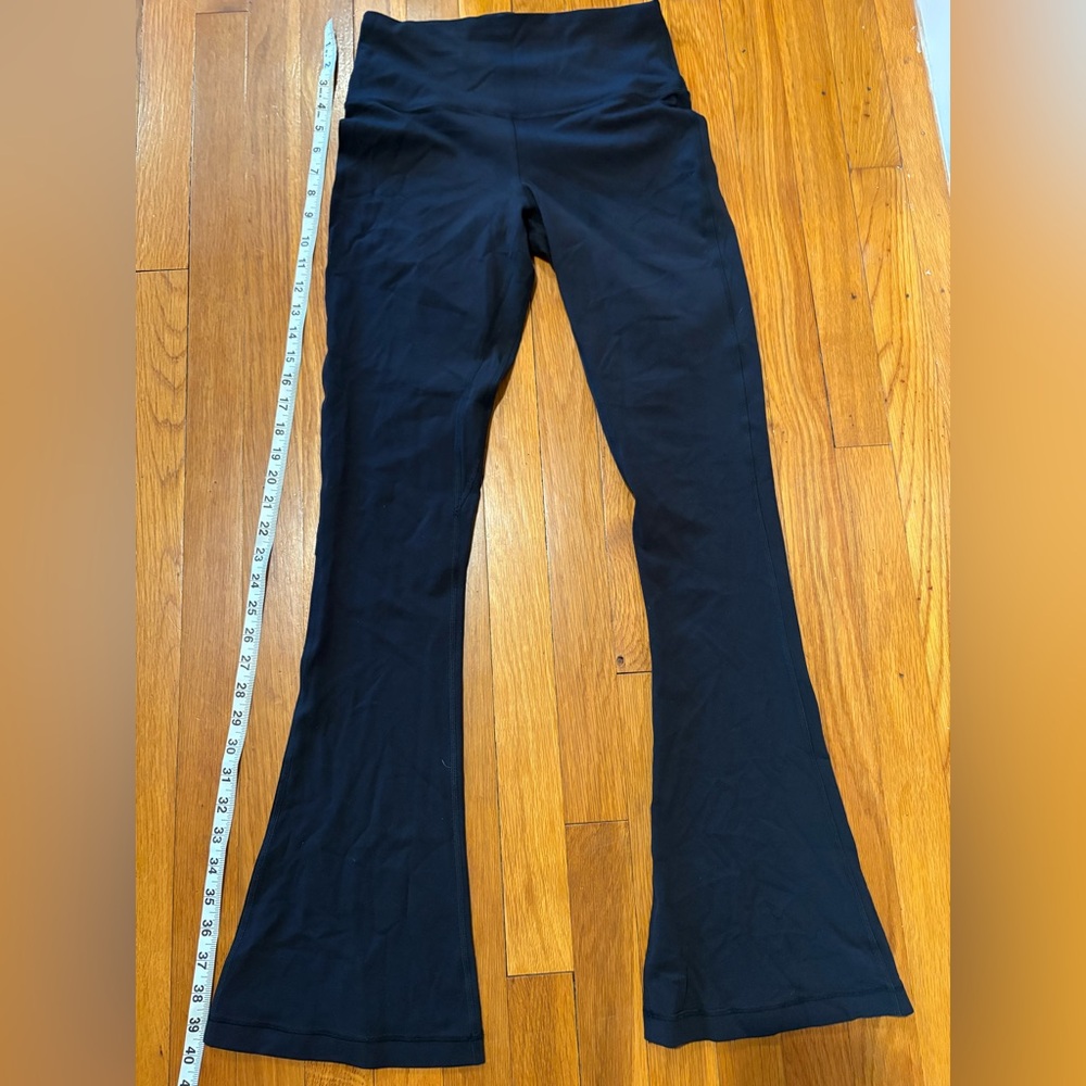 Lululemon Align flare leggings size 8 excellent condition